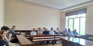 Fizika fakültəsində elmi seminar keçirilib