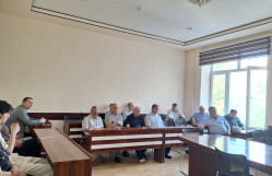 Fizika fakültəsində elmi seminar keçirilib