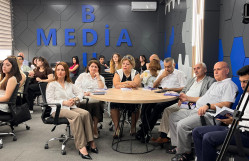 Sosial media ilə bağlı yeni tələblər və yeni dərslik