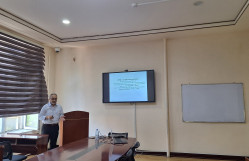 Astrofizika kafedrasında elmi seminar keçirilib
