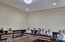 Astrofizika kafedrasında elmi seminar keçirilib