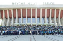 Bu il BDU-nun SABAH qruplarını 493 məzun bitirir