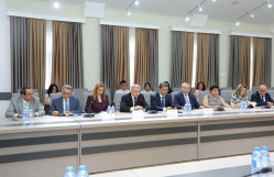 “Mediada Azərbaycan dili” metodik vəsaitinin təqdimatı olub