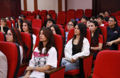 BDU-da “Açıq qapı” günləri davam edir