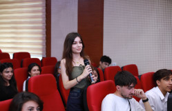 BDU-da “Açıq qapı” günləri davam edir