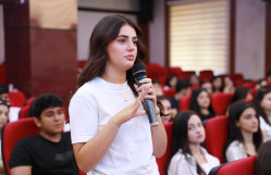 BDU-da “Açıq qapı” günləri davam edir