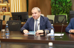 Xaricdə təhsil üzrə Dövlət Proqramının qalibi olan BDU məzunlarının bir qrupu ilə görüş