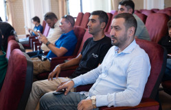 “GeoCamp” Tələbə yay düşərgəsində Dövlət Ekoloji Təhlükəsizlik Xidmətinin rəisi Hikmət Əlizadə ilə görüş