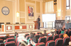 BDU-nun həmtəşkilatçılığı ilə keçirilən "GeoCamp" Tələbə yay düşərgəsinin təlim sessiyaları