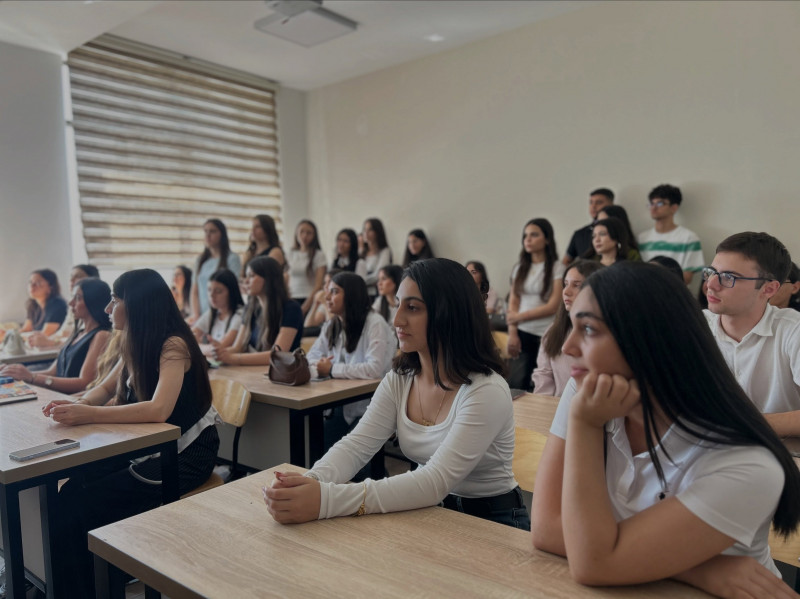 Jurnalistika fakültəsinin 1-ci kursları ilə görüş