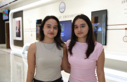 Əkiz tələbələr: “Atamızın arzusu hər üç qızının BDU məzunu olmasıdır” 