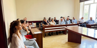 Dissertasiya işinin ilkin müzakirəsi keçirilib