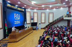 Tətbiqi Riyaziyyat və Kibernetika fakültəsində I kurs tələbələri ilə görüş keçirilib