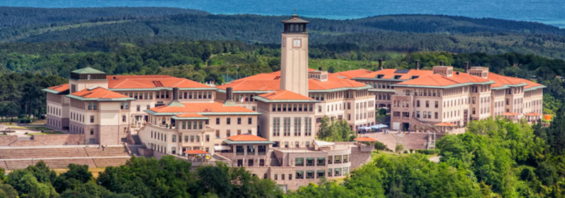Türkiyənin Koç Universitetinin professoru BDU-da məruzə edib