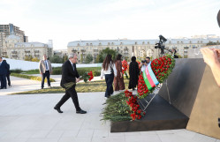 BDU kollektivi Zəfər parkını ziyarət edib