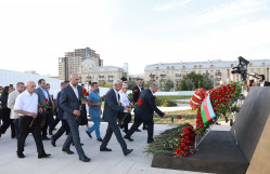 BDU kollektivi Zəfər parkını ziyarət edib