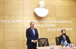 BDU-da “Diplomatiya saatı”: XİN-in Yaxın Şərq və Afrika üzrə Baş İdarəsinin rəisi Elməddin Mehdiyevlə görüş