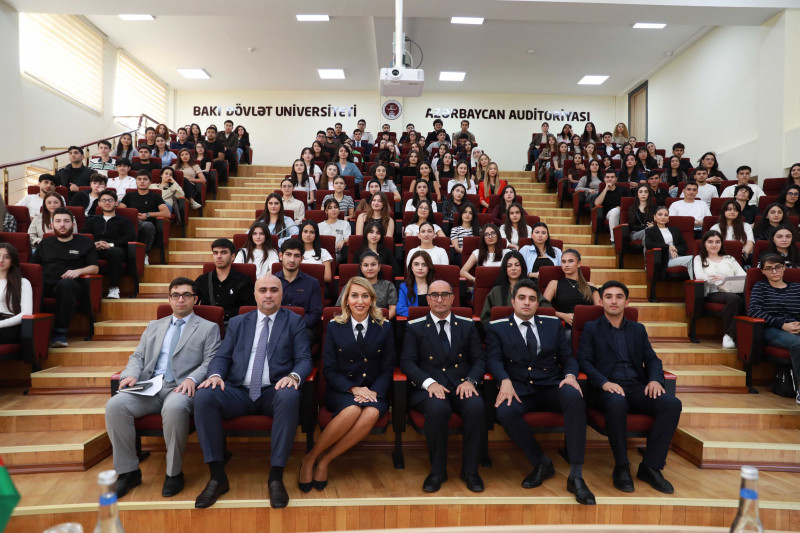 BDU-da 1 oktyabr - Prokurorluq işçilərinin peşə bayramı gününə həsr olunmuş panel müzakirə