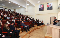 BDU-da 1 oktyabr - Prokurorluq işçilərinin peşə bayramı gününə həsr olunmuş panel müzakirə
