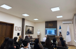 Fiziki və kolloid kimya kafedrasında elmi seminar keçirildi