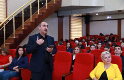 BDU tələbələri üçün “4Sİ Akademiyası – Milli Proqram”la bağlı məlumat sessiyası