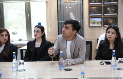 İsrailin Təl-Əviv Universitetinin professoru Lev Eppelbaum BDU tələbələrinə ustad dərsi keçib