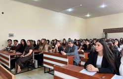 Fizika fakültəsi Tələbə Elmi Cəmiyyətinin elmi seminarı keçirilib