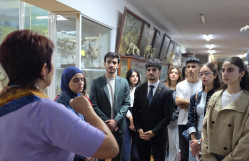 Təbiət Tarixi Muzeyinə maarifləndirici gəzinti təşkil olunub