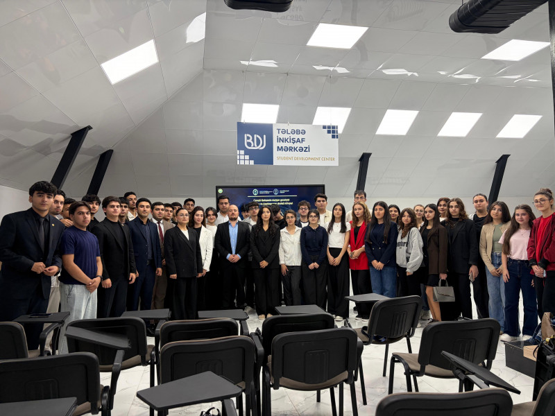 BDU tələbələri üçün “Rəqəmsal körpü: İnnovasiyaya addım - AI Engineering” adlı təlim