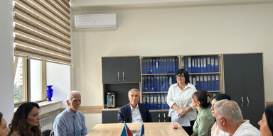 “Müasir fars dilinin lüğət tərkibinin zənginləşmə yolları”