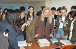 TƏLƏBƏLƏRIMİZ DÖVLƏT ARXİVİNDƏ