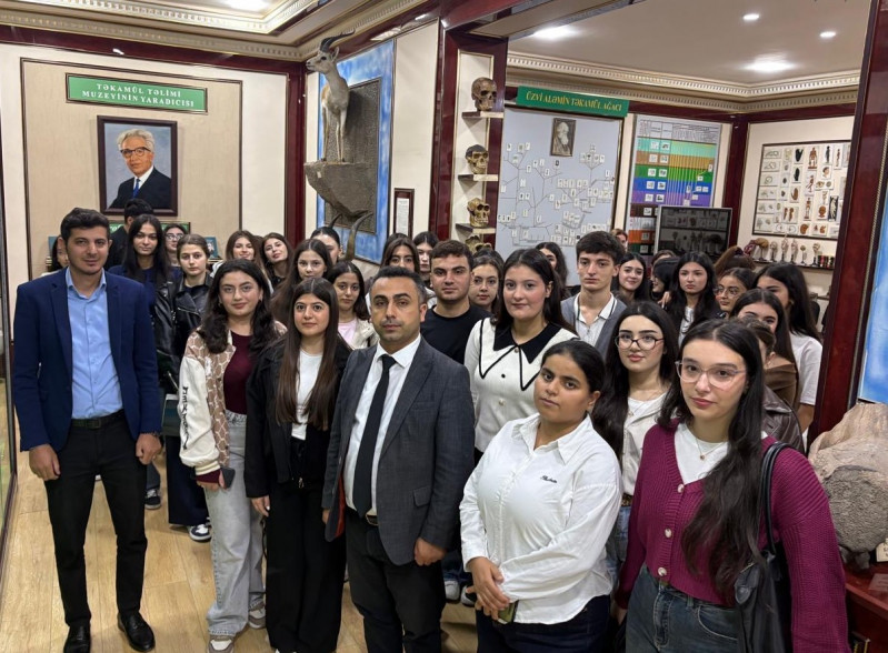 TƏLƏBƏLƏRİMİZ TƏKAMÜL MUZEYİNDƏ