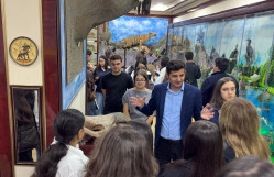 TƏLƏBƏLƏRİMİZ TƏKAMÜL MUZEYİNDƏ