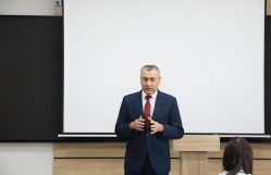 "Rusiyanın XX əsr jurnalistika tarixi" mövzusunda açıq dərs