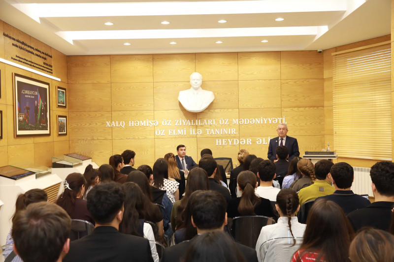 BDU-da “Heydər Əliyev mühazirələri”: professor Misir Mərdanovla görüş
