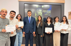 Görkəmli şair "Səməd Vurğunun 120 illiyi"nə həsr olunmuş intellektual yarış keçirilib.