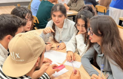 Görkəmli şair "Səməd Vurğunun 120 illiyi"nə həsr olunmuş intellektual yarış keçirilib.