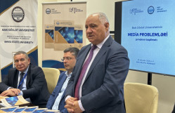 XII Bakı Beynəlxalq Kitab Sərgisində “BDU-nun Media problemləri jurnalı” təqdim olunub
