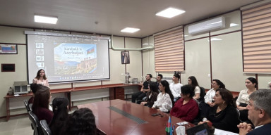 “Şəhərsalmanın inkişafında təbii ehtiyatlardan istifadə və milli memarlığın qorunması” mövzusunda elmi seminar keçirilib