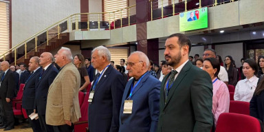 Ümummilli Lider Heydər Əliyevin anadan olmasının 103-cü ildönümünə həsr olunmuş “Yer təkinin öyrənilməsi və mineral xammal ehtiyatlarının proqnozlaşdırılması” mövzusunda II Respublika Elmi Konfransı keçirilmişdir.