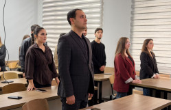 “Dəyişən xəritə, yazılan tarix”