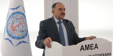 XAQANİ ŞİRVANİ - 900