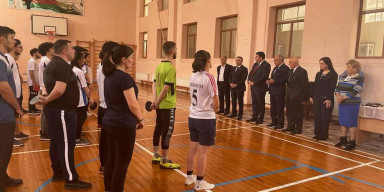 BDU-nun voleybol və stolüstü tennis komandaları qalib olub